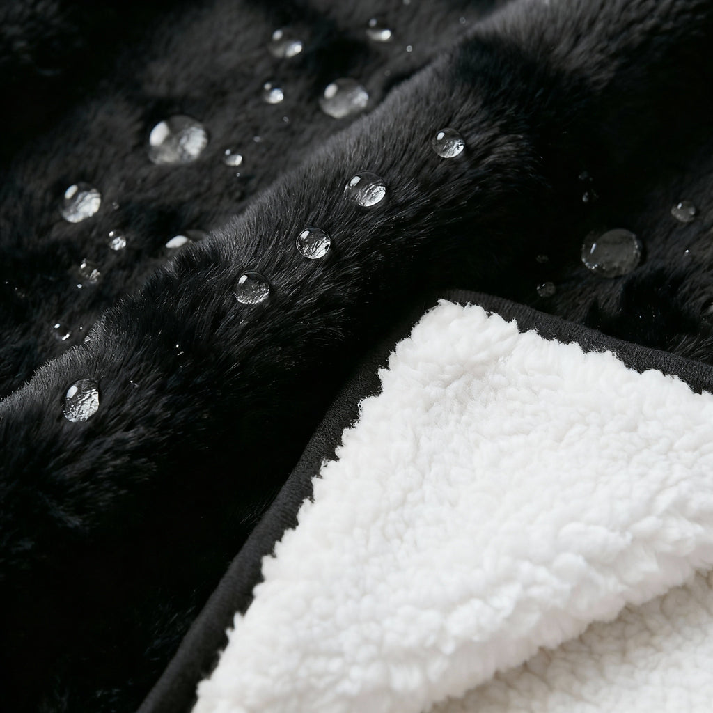 Sherpa-Fleece Waterproof blanket. Warm and Cozy